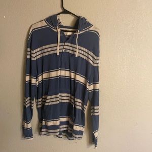 Lightweight long sleeve with Hoody